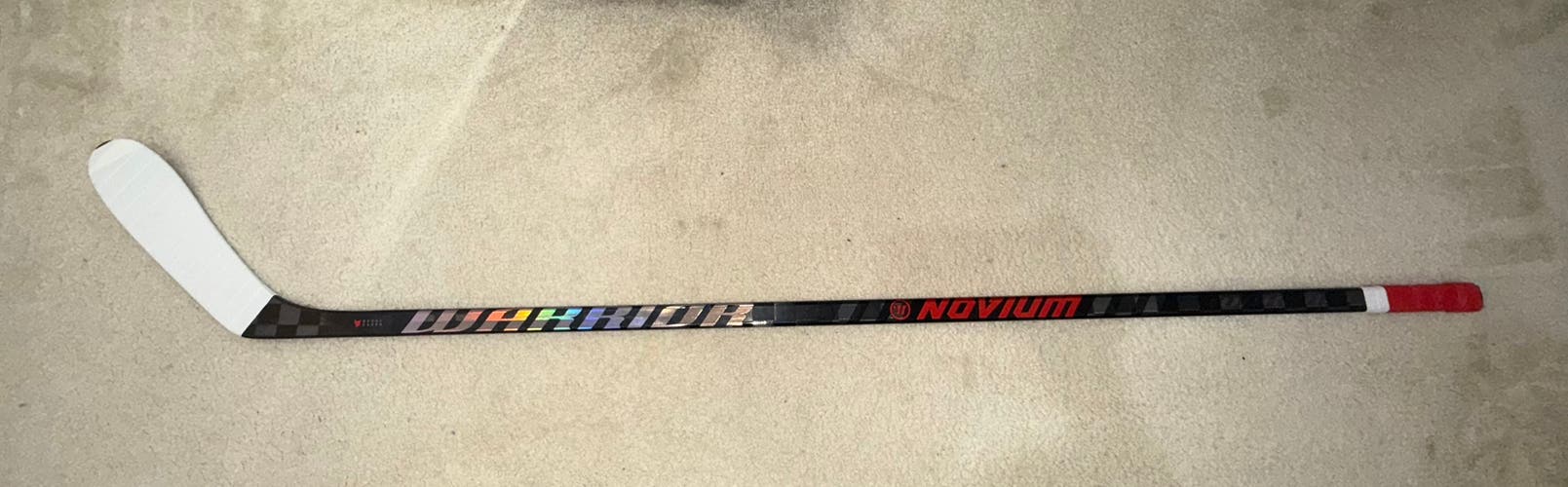 Intermediate Warrior Novium Pro Right Handed Hockey Stick P28 (Used)