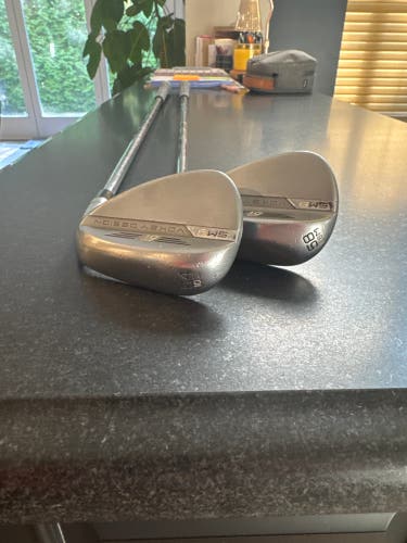 Men's Titleist Vokey SM8 Right Handed Wedge Wedge Flex 54 Degree Steel Shaft (Used)