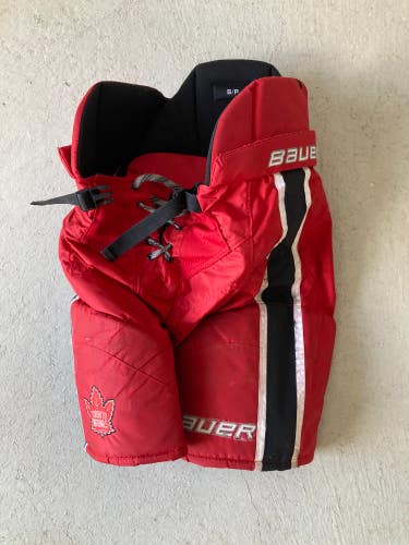 Red Senior Small Bauer Nexus Hockey Pants (Used)
