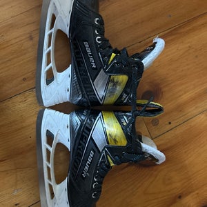 Bauer Supreme 3S Hockey Skates Regular Width Size 3 (Used)