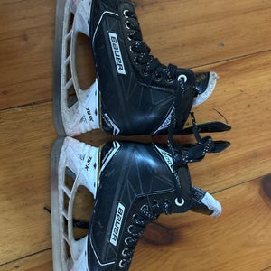 Bauer Supreme S170 Hockey Skates Regular Width Size 3 (Used)