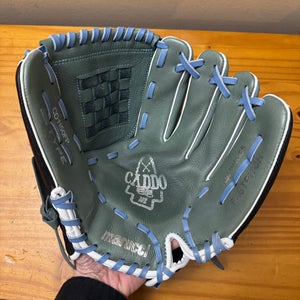 Marucci CD1150 Caddo Series 11.5” Girls Fastpitch Softball Glove