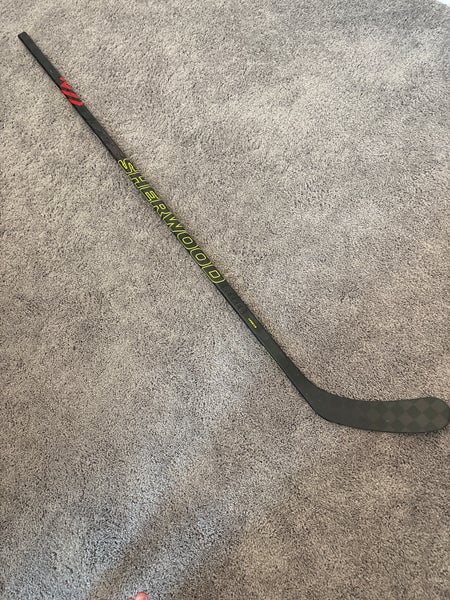 Senior Sher-Wood Rekker Legend Pro Left Hand Hockey Stick PP92  (Used)
