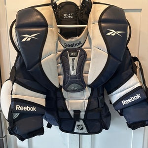 Large/Extra Large  Reebok 9K Goalie Chest Protector  (Used)