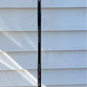 Intermediate Bauer Hyperlite 2 Right Handed Hockey Stick P92 (Used)