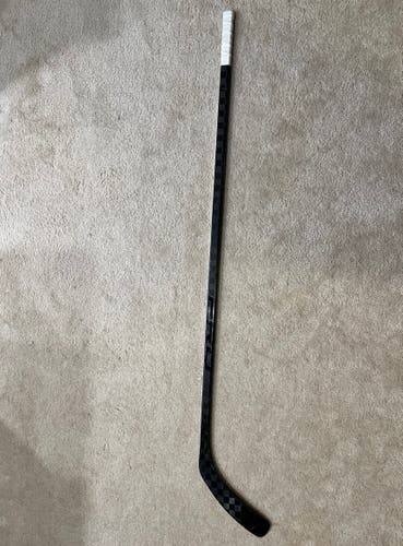 PRO1088 (Kane Pro, P88) | 70 Flex | Pro Stock Hockey Stick | Right RH