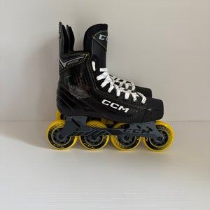 New Junior CCM RH9350 Inline Skates Regular Width
