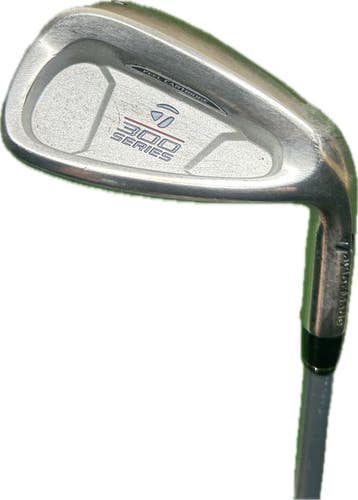 Ladies TaylorMade 300 Series Approach Wedge Graphite Shaft RH 34.5L New Grip!