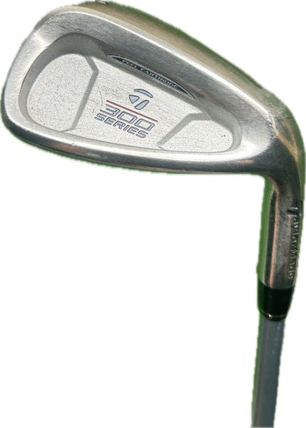 Ladies TaylorMade 300 Series Approach Wedge Graphite Shaft RH 34.5L New Grip!