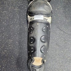 Used Easton YOUTH SHIN GUARD Catchers Leg Guards Black Youth 11497-S000149912