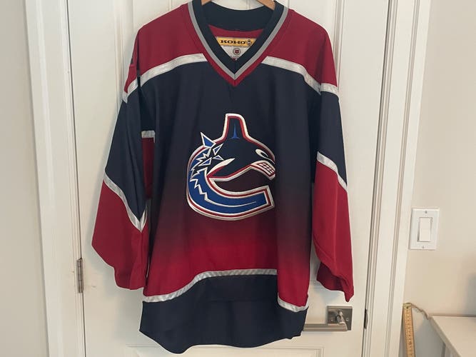 Authentic Koho Vancouver Canucks Red Gradient Jersey Cooke Sedin Size Large