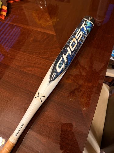 2022 Easton Ghost Composite Bat (-11) 20 oz 31" (Used)