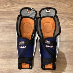 Junior Easton 11" Shin Pads Synergy 300 Used