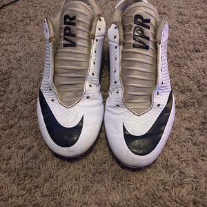 Men's  Size M 9.0 (W 10.0) Nike Low Top Vapor talon elite Molded Cleats (Used)