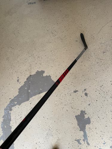 Senior Warrior Novium Pro Left Hand Hockey Stick P28M Pro Stock (New)