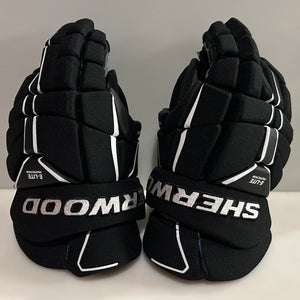 New Sherwood Code TMP 2 Senior Hockey Gloves 13”