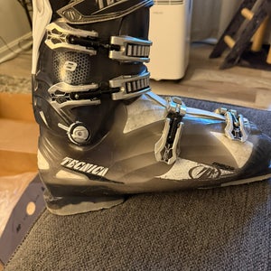 Unisex Tecnica Ski Boots (Used)