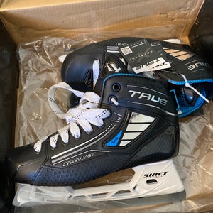 * Demo*  New True Catalyst 7X4 Hockey Goalie Skates 7.5 Regular