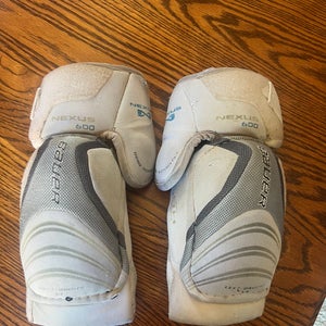 Small Senior Bauer Nexus 6000 Elbow Pads (Used)