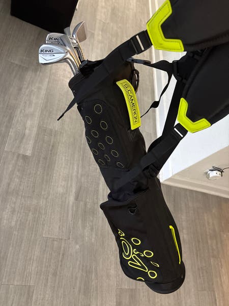 Titleist Scotty Cameron Studio Design Golf Bag | SidelineSwap