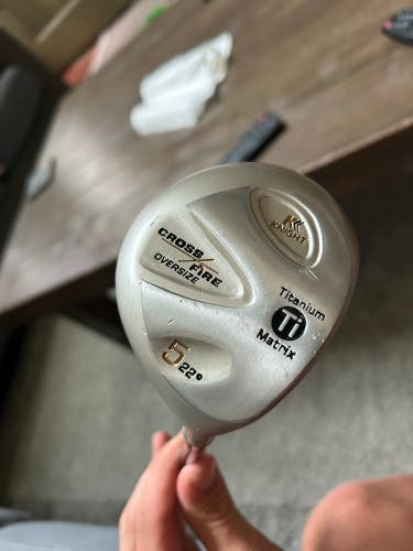 Men's Right Handed Fairway 5 Wood Regular Flex(Used With Head Cover)