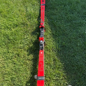 Unisex Racing 180 cm Atomic Redster G9 Skis With Bindings Max Din 12 (Used)