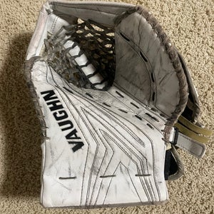 Vaughn SLR3 Pro Carbon Glove & Blocker