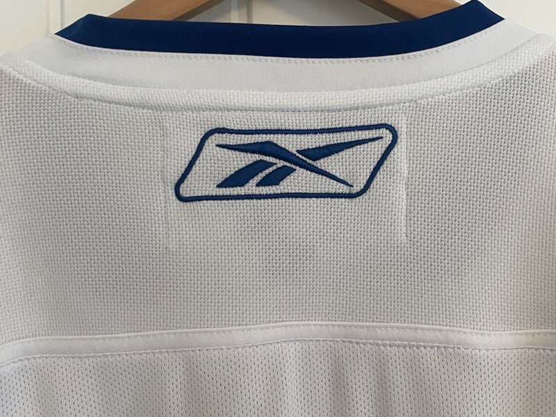 Authentic Reebok Vancouver Canucks Orca White Jersey Size XL Extra ...