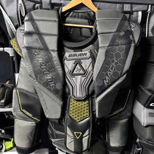 XL Bauer Supreme Mach Chest Protector