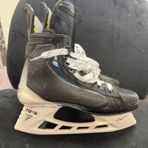 Bauer Vapor Hyperlite 2 Hockey Skates Pro Stock 7.5
