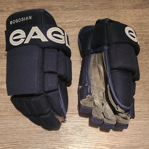 Winnipeg Jets Zach Bogosian Pro Stock Eagle CP94 Navy Blue Hockey Gloves 14"