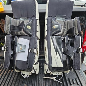 29" Brian's Gnetik Prthe o Goalie Leg Pads (Used)