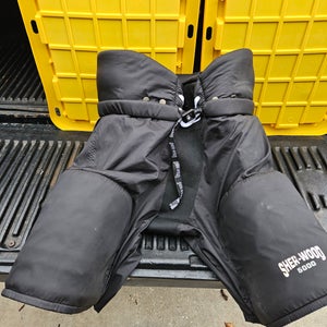 Senior XL Sher-Wood Hockey Pants (Used)