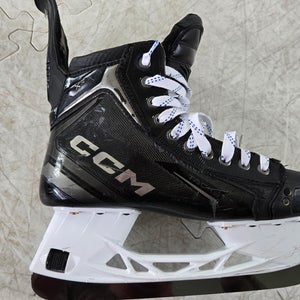 2024 CCM Tacks XF Hockey Skates Regular Width 7.5 (Used)