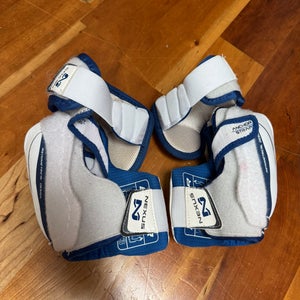 Bauer Used White And Blow Elbow Pads