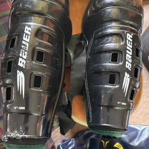 Bauer size 12 shin pads