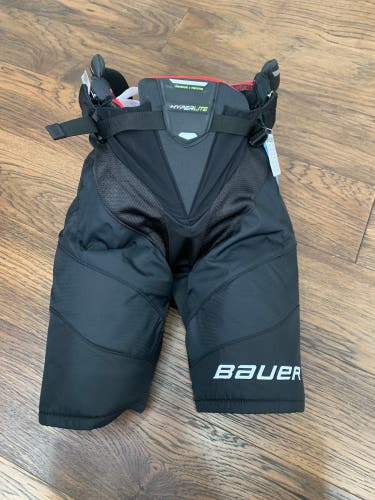 Intermediate Large Bauer Vapor Hyperlite Hockey Pants (New)