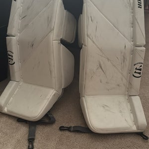 26" Warrior Ritual G7 Goalie Leg Pads (Used)