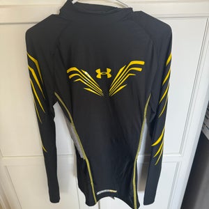 Under Armour Hockey Padded Heat Gear Compression Shirt 1222424-001 Men Large NWT