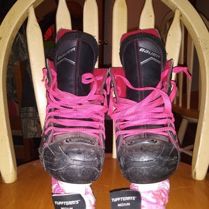 Bauer Ns Hockey Skates Regular Width Size 3 (Used)