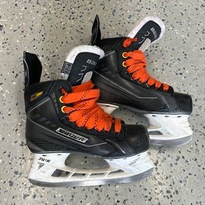 Bauer Supreme 170 Hockey Skates Size 3.5 (Used)