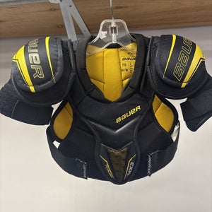 Youth Size Medium Bauer Supreme MX3 Ice Hockey Player Shoulder Pads.