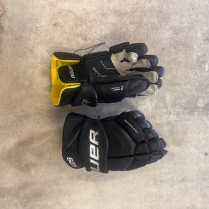 Bauer Supreme S29 Gloves 15" (Used)