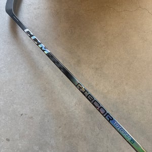 80 Flex P29 Senior CCM RibCor Trigger 8 Pro Left Hand Hockey Stick (New) BACKLUND