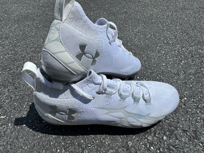 White Men's Size M 11.0 (W 12.0) Adult Under Armour Mid Top Command Pro (New)