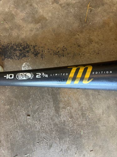 2022 Marucci CAT8 Alloy USSSA Certified Bat (-10) 19 oz 29" (Used)