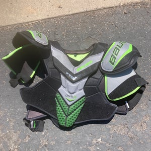Bauer Supreme Shoulder Pads (Large)