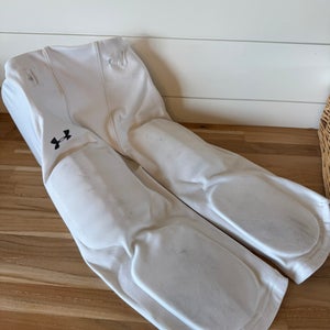 White Unisex Youth Large Under Armour Game Pants (Used)