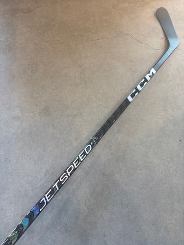 85 Flex P90TM Senior CCM JetSpeed FT5 Pro Left Hand Hockey Stick Pro Stock (New)