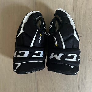 CCM AS1 Gloves 13"  (Used)